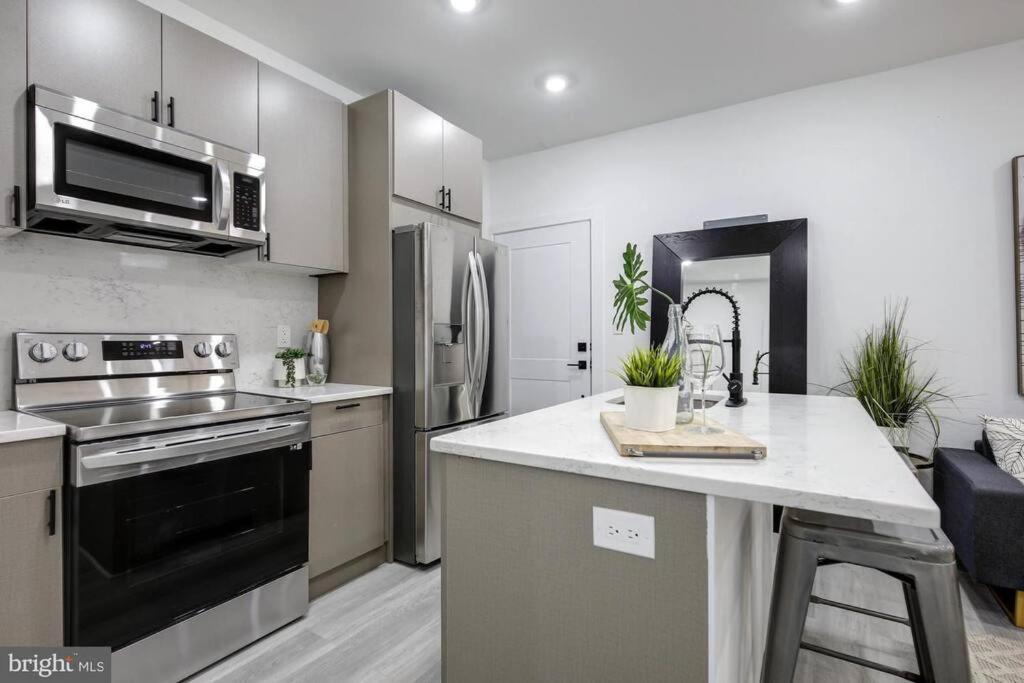 Holiday home Brandnew Luxury Capitol Hill Apt! Near Free Trolly *